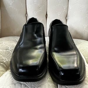 Men dress shoes black size 9
